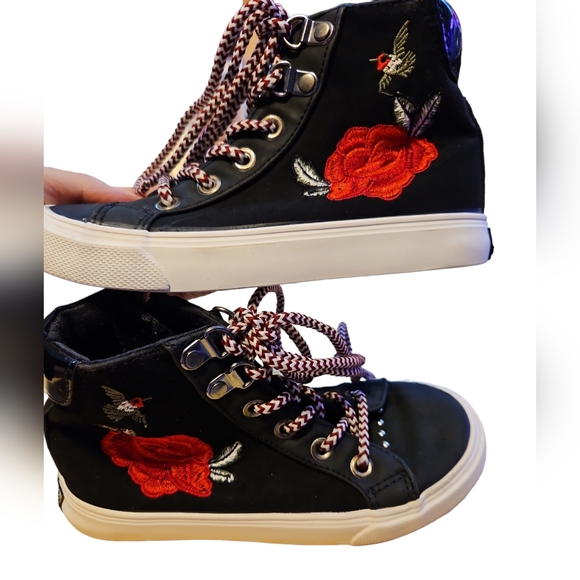 AS NEW size 12 canvas shoes Converse Style, in truly excellent 👌 used condition - Picture 3 of 13